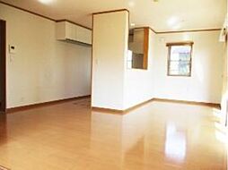 相原町戸建 4LDKのリビング/ダイニング