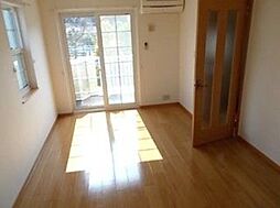 パミドーリ　II 1階2LDKのリビング/ダイニング