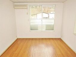 第三メゾンサエキ 202. 2階1Kのリビング/ダイニング