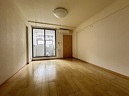 ランタナ 201 2階1Kのリビング/ダイニング