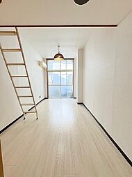 ソシアーレミラン埼大前 1階1Kのリビング/ダイニング