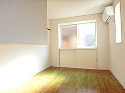 ウエストハイム国領 1階ワンルームのリビング/ダイニング