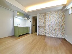 ジュネス北野 302 3階1DKのリビング/ダイニング