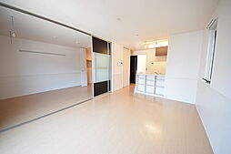 京王相模原線 南大沢駅 徒歩14分の賃貸アパート 1階1LDKのリビング/ダイニング