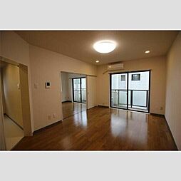 イイダアネックスII 3階2LDKのリビング/ダイニング