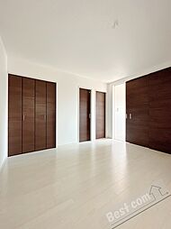 アペルト泉佐野VI 2階1LDKのリビング/ダイニング