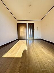 京王相模原線 南大沢駅 徒歩10分の賃貸アパート 2階1Kのリビング/ダイニング