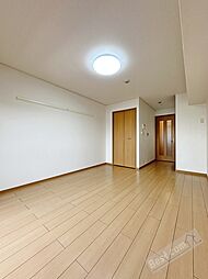 インヴィテ・ボヌールＩ番館 3階ワンルームのリビング/ダイニング