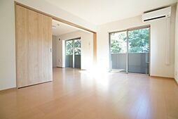 リブリ・ディエス参番館 4階2Kのリビング/ダイニング