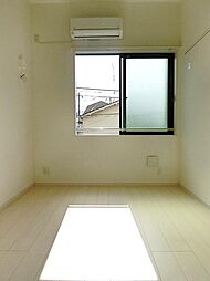 Casa MK 2階ワンルームのリビング/ダイニング