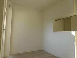 リバーサイドコート 2階ワンルームのリビング/ダイニング