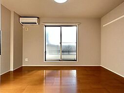 グランシャレー堀切菖蒲園III 3階1Kのリビング/ダイニング