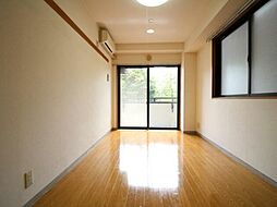 JR山手線 新橋駅 徒歩7分の賃貸マンション 3階1Kのリビング/ダイニング