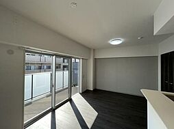 GARURU 4階1LDKのリビング/ダイニング