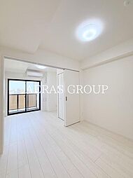 アーバンパーク日暮里2 8階1DKのリビング/ダイニング