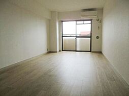 アーバンヒルズ上池台 4階1Kのリビング/ダイニング