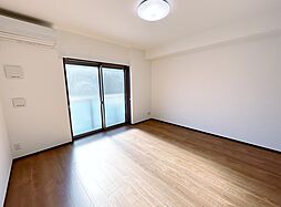 L`Appartement221 206 2階1Kのリビング/ダイニング