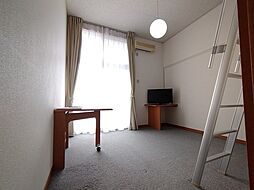 レオパレスリオ 3階1Kのリビング/ダイニング