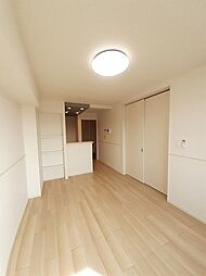 JR中央線 八王子駅 バス30分 佐貫下車 徒歩7分の賃貸アパート 3階2LDKのリビング/ダイニング