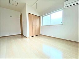 ROSSO松が丘 1階ワンルームのリビング/ダイニング