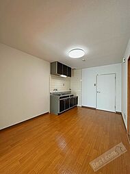 レナジア深井 2階2LDKのリビング/ダイニング