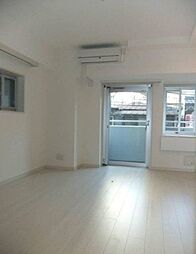 ガーラ三田慶大前 3階1Kのリビング/ダイニング