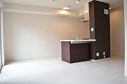 カーサ　ルミノサ　ドゥーエ 1階1LDKのリビング/ダイニング