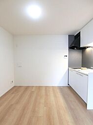 アパルトマン2 1階1DKのリビング/ダイニング