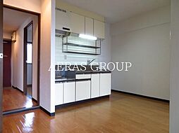 エンリッチF1号 3階3DKのリビング/ダイニング