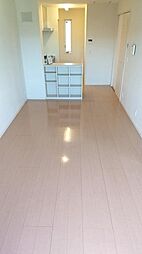 ロイヤルティアラ V・VI V 3階1LDKのリビング/ダイニング