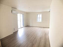 メゾン・ド・アヴニール 3階2LDKのリビング/ダイニング