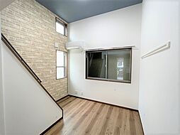 ピースフロー淵野辺 201 2階1Kのリビング/ダイニング