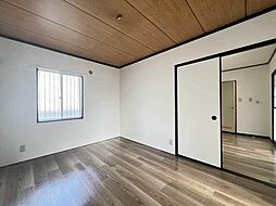 メゾン・ド・ソフィア 2階3DKのリビング/ダイニング