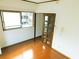 ウィンドワードＭＡ 308 3階1Kのリビング/ダイニング