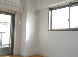 東京メトロ有楽町線 地下鉄赤塚駅 徒歩7分の賃貸マンション 2階1Kのリビング/ダイニング