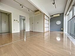 REGULUS　KONAN　YAMATE 401 4階1LDKのリビング/ダイニング