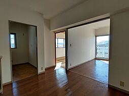 ハイネス東村山 2階3DKのリビング/ダイニング