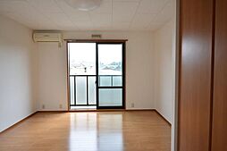 多摩都市モノレール 大塚・帝京大学駅 徒歩4分の賃貸アパート 1階1Kのリビング/ダイニング