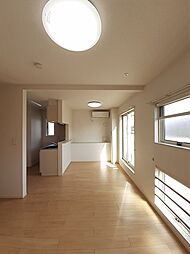 JR相模線 番田駅 徒歩2分の賃貸アパート 2階1LDKのリビング/ダイニング