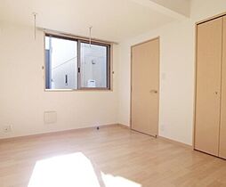 プリムローズ 1階ワンルームのリビング/ダイニング