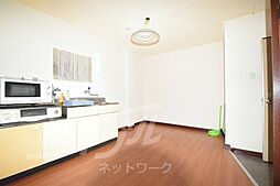 マンションロビンフッド 2階1DKのリビング/ダイニング