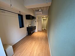 ＴＯＹＯ−ＩＣＨＩ　ＡＰＡＲＴＭＥＮＴ． 501 5階ワンルームのリビング/ダイニング