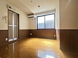 ドルチェ十条 1階ワンルームのリビング/ダイニング