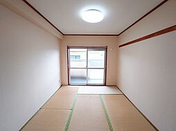 小峯ビル 2階3DKのリビング/ダイニング