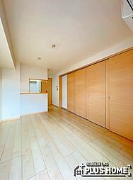 リヴェール栄谷 102 1階2LDKのリビング/ダイニング