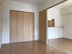 ラブールミノワ 8階1LDKのリビング/ダイニング