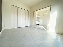 コートコア百合丘 302 3階1DKのリビング/ダイニング