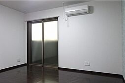 ティアラ本千葉 1階1Kのリビング/ダイニング