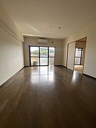 京王相模原線 京王多摩センター駅 徒歩9分の賃貸マンション 5階3LDKのリビング/ダイニング