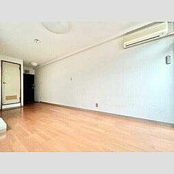 ＳＯＬ ＫＵＮＩＴＡＣＨＩ 3階ワンルームのリビング/ダイニング